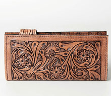 Load image into Gallery viewer, The Texola Tooled Wallet