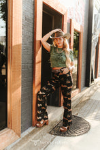 Load image into Gallery viewer, The Lawton Cowboy Mineral Wash Top S-L