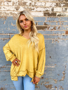 The Payson Top in Mustard S-XL