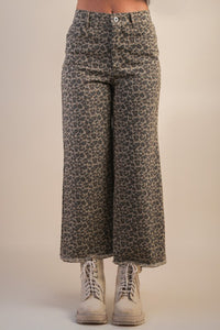 The Leopard Kick Flare Jeans S-L