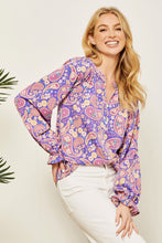 Load image into Gallery viewer, The Pecos Paisley Top S-3X
