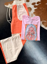 Load image into Gallery viewer, The Pumpkin &amp; Petals Tee S-XL

