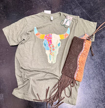 Load image into Gallery viewer, The Quilted SteerHead Tee S-XL
