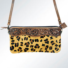 Load image into Gallery viewer, The Collins Cheetah Crossbody Bag
