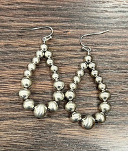 Load image into Gallery viewer, The Altus Bead Earrings
