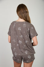 Load image into Gallery viewer, The Pawnee Charcoal Top S-L
