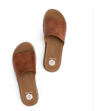 Load image into Gallery viewer, The Kalo Sandals in Tan 7-10
