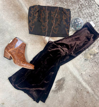 Load image into Gallery viewer, The Chocolate Brown Velvet Flare Pants S-L

