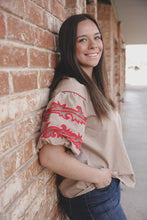 Load image into Gallery viewer, The Sweetwater Stitch Dust-Rojo Top S-XL
