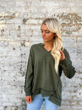 Load image into Gallery viewer, The Payson Top in Olive S-XL

