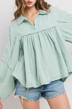 Load image into Gallery viewer, The Anna Mint Top S-L
