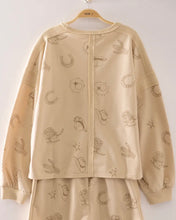 Load image into Gallery viewer, The Muskogee Dust Crewneck Top
