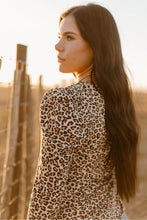 Load image into Gallery viewer, The Bubble Leopard Babe Top S-3X
