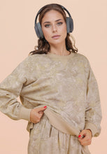 Load image into Gallery viewer, The Claremore Camo Top S-L
