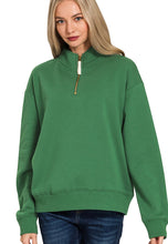 Load image into Gallery viewer, The Plainview Green 1/4 Zip Top S-3X

