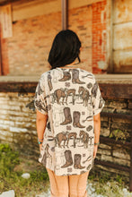 Load image into Gallery viewer, The Future Gens Top S-XL
