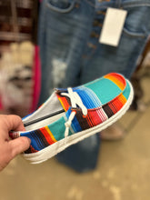 Load image into Gallery viewer, Cheyenne Shoes
