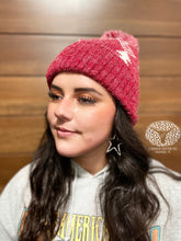 Load image into Gallery viewer, The Julie Pom Beanie in Heathered Red &amp; Whiteo
